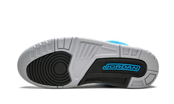 NIKE AIR JORDAN 3 - Sneakers - Alte - immagine 4