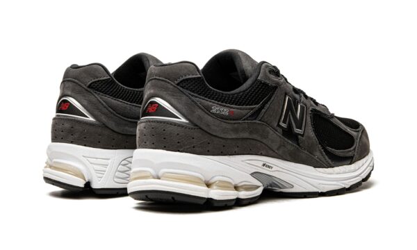 NEW BALANCE 2002R - Sneakers - Basse - immagine 3