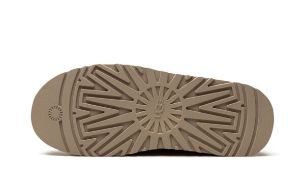 UGG TAZZ - Slippers - Basse - immagine 4